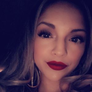 Meet your Posher, Raquel